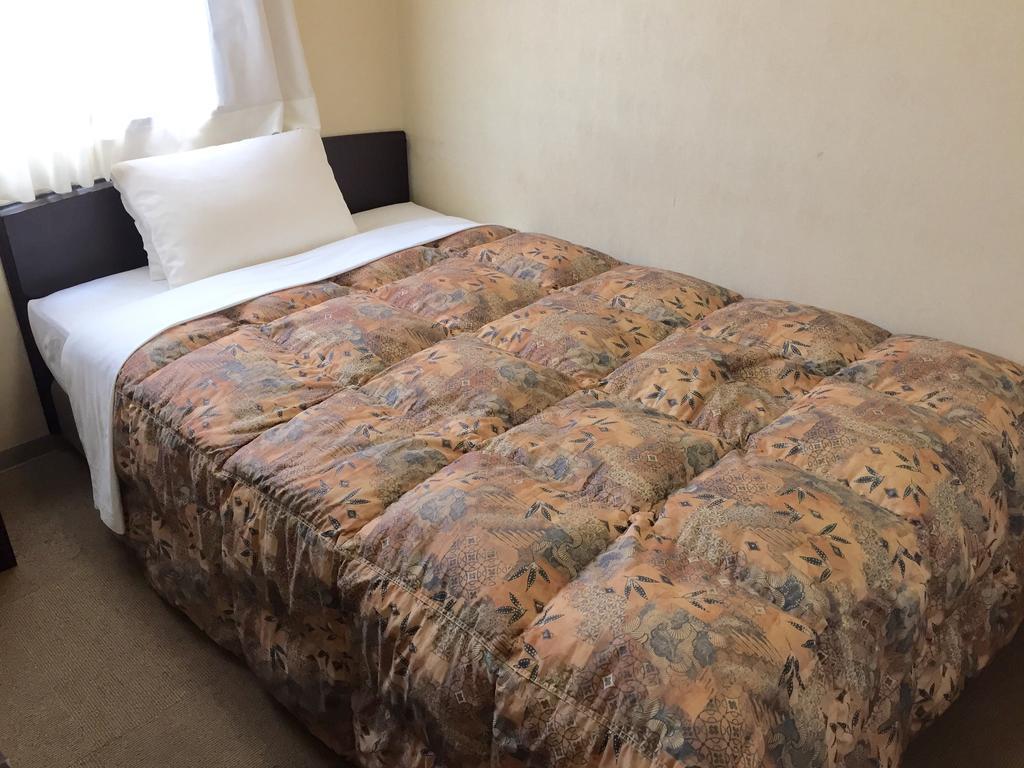 Hotel Crown Hills טויאמה מראה חיצוני תמונה